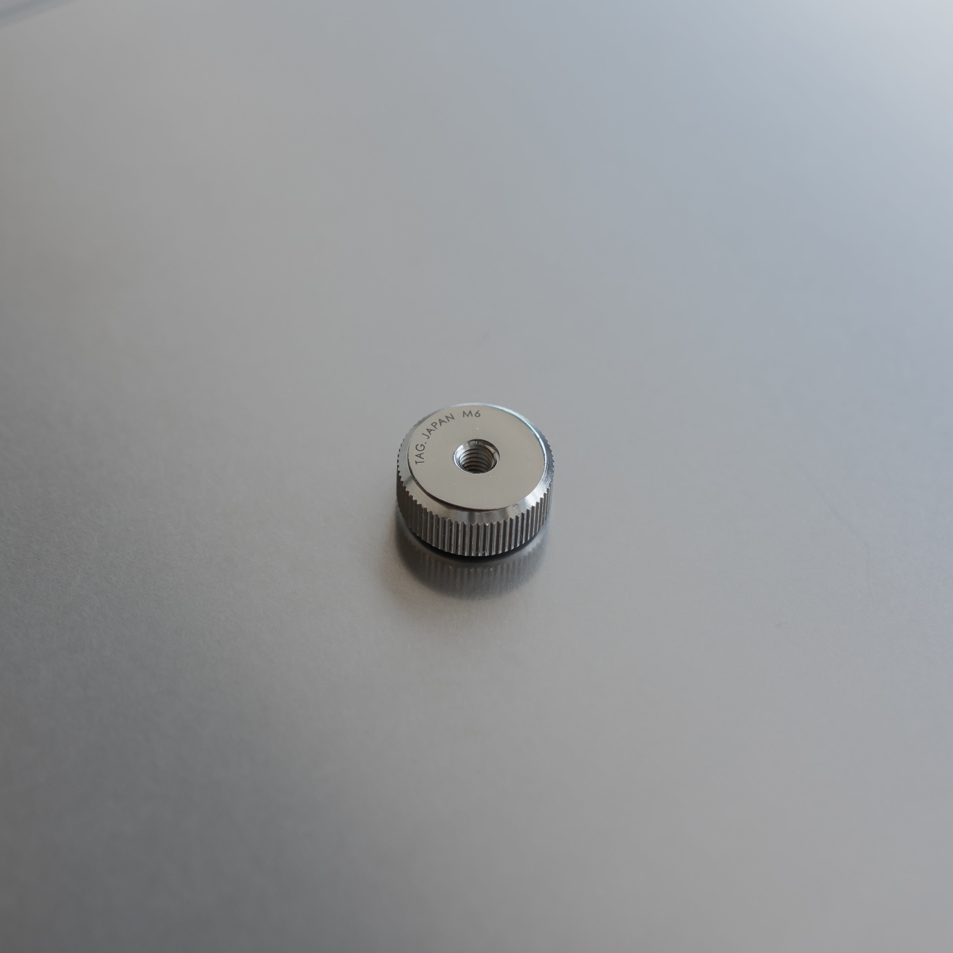 M6 Knurned nut