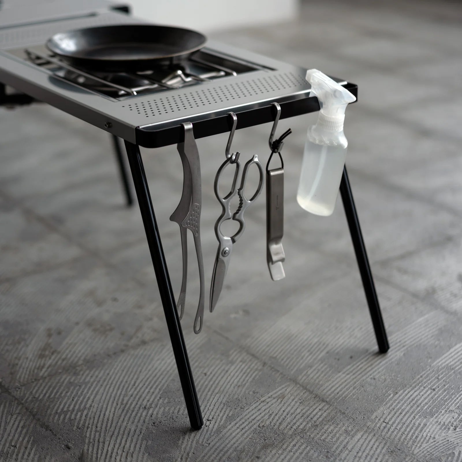 Side frame+Leg (Top cover&hangerなし）