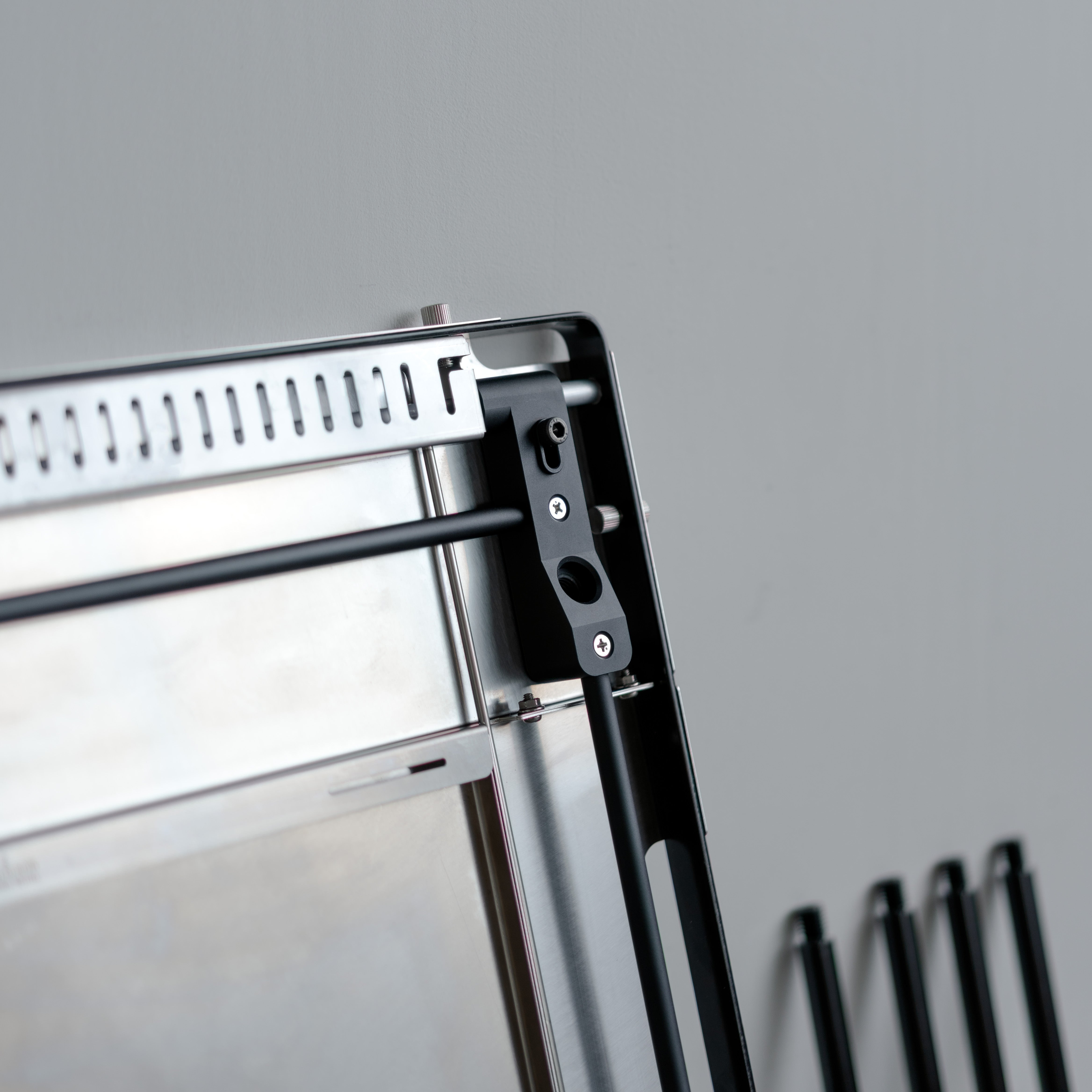 Side frame+Leg (Top cover&hangerなし）